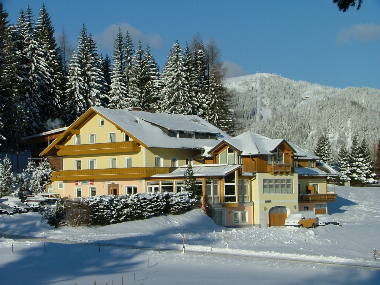 Hotel-Gasthof im Winter