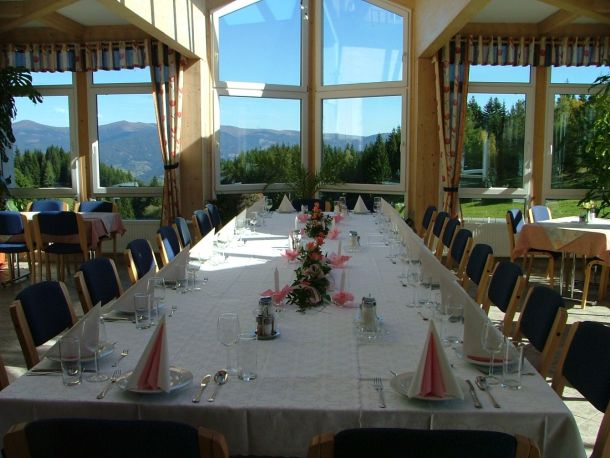 Wintergarten Tafel